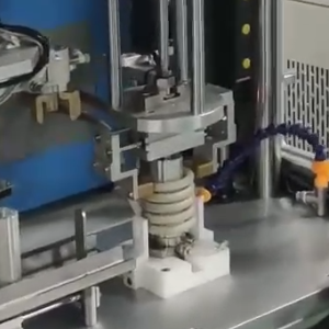 电磁感应加热设备用于工件的拆卸和热装