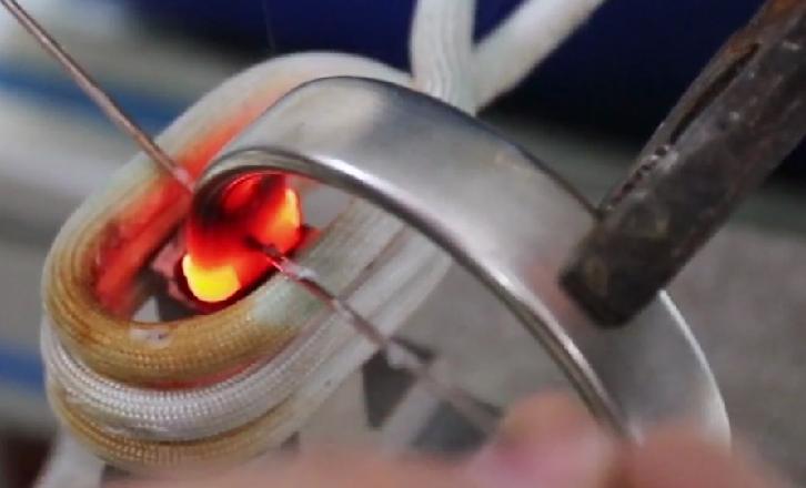 宏创高频仪表行业焊接工艺:精密连接背后的温和力量(图1) 宏创高频仪表行业焊接工艺:精密连接背后的温和力量(图1)